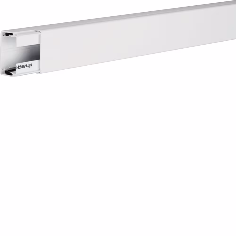Hager LFH matarkanal 30x45 mm, halogenfri, vit RAL 9016, 2 m