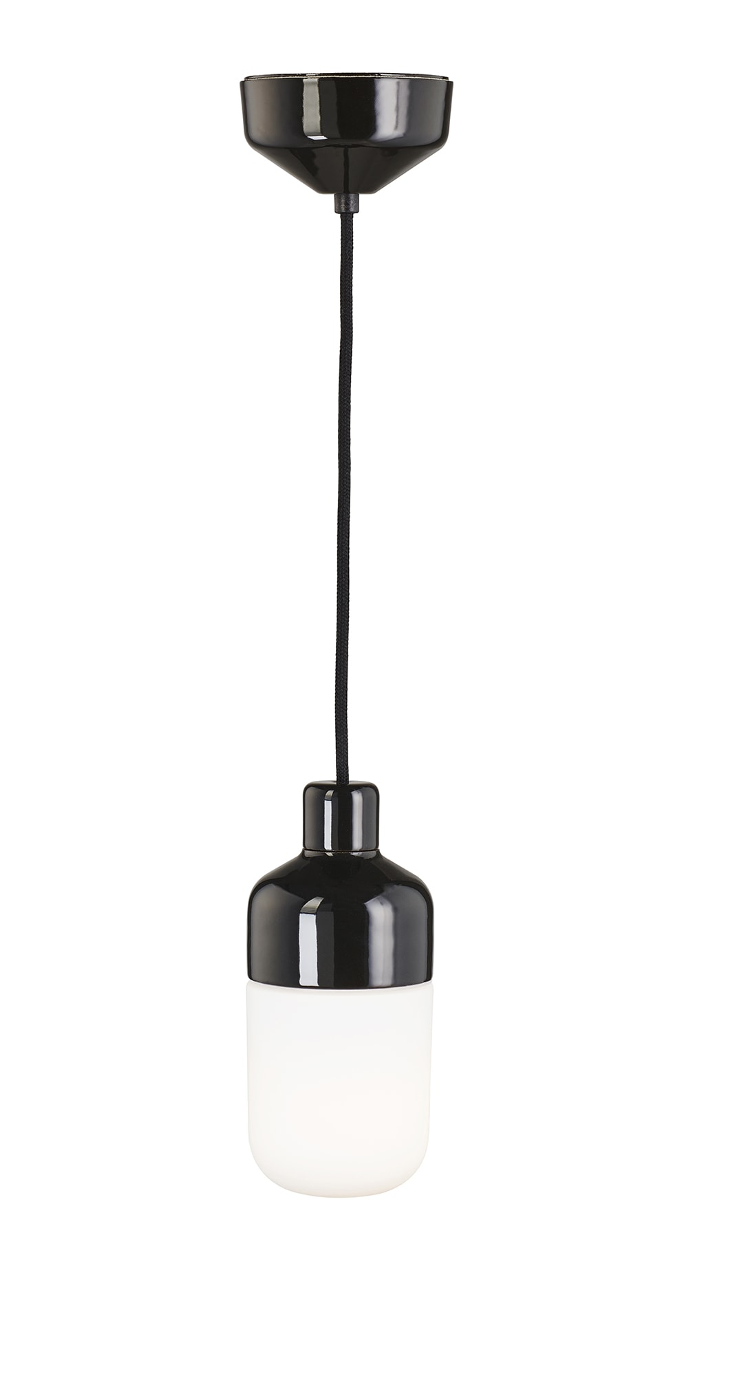 IFÖ Electric Ohm pendel 100 med kupa av matt opalglas, E27, IP44 - Svart - 7506562